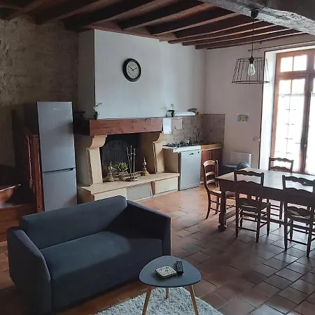 Couette-café Logis Des Bessons Migron
