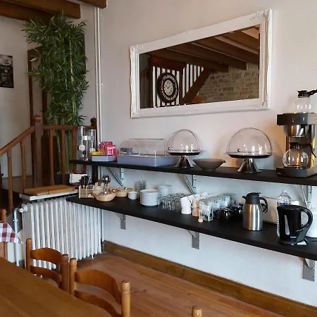 Bed & Breakfast Logis Des Bessons 3*
