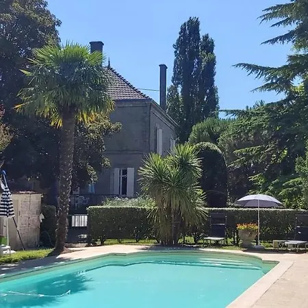 Bed & Breakfast Logis Des Bessons