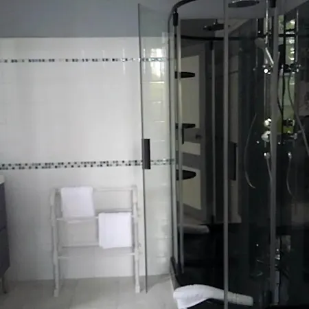 Logis Des Bessons Bed & Breakfast