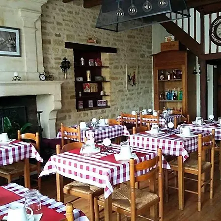 Logis Des Bessons Bed & Breakfast 3*