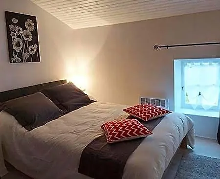 Logis Des Bessons Bed & Breakfast 3*