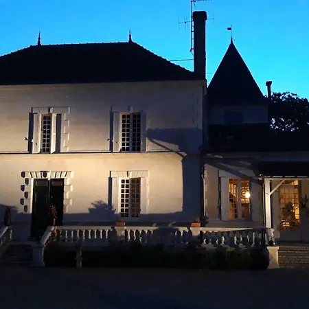 Logis Des Bessons Bed & Breakfast Migron